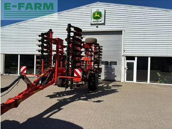 Maquina para lavrar a terra KUHN