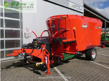 Equipamento de gado KUHN