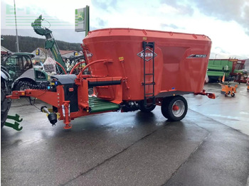 Equipamento de gado KUHN