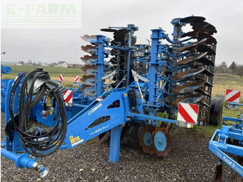 Maquina para lavrar a terra LEMKEN
