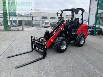 Mini escavadeira MANITOU MLA 3-25 H