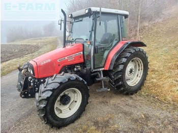 Trator MASSEY FERGUSON