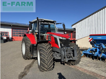 Trator MASSEY FERGUSON 100 series