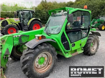 Empilhador telescópico MERLO