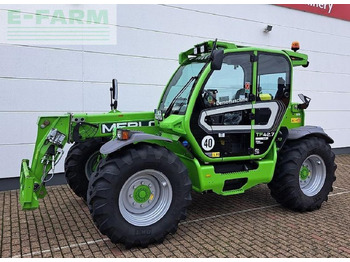 Empilhador telescópico MERLO