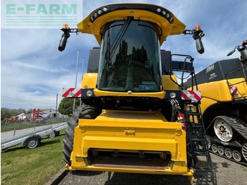 Ceifeira debulhadora New Holland CX 6.90: foto 3