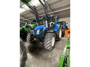 Trator NEW HOLLAND T5.105