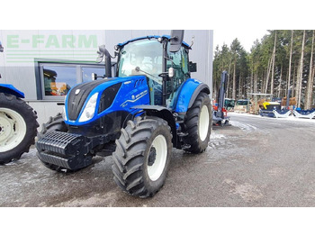 Trator NEW HOLLAND T5