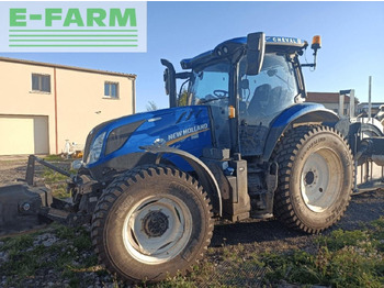 Trator NEW HOLLAND T6