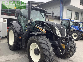 Trator NEW HOLLAND T6