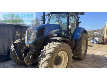 Trator NEW HOLLAND T7.200