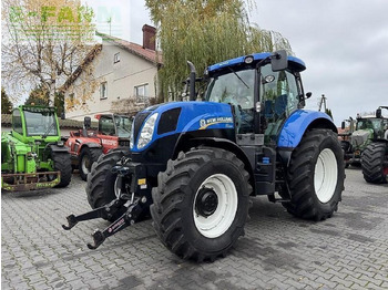 Trator NEW HOLLAND T7.200