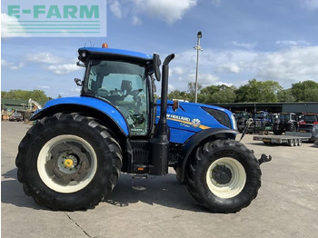Trator NEW HOLLAND T7