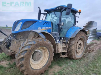 Trator NEW HOLLAND T7.270