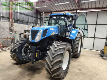 Trator NEW HOLLAND T7000