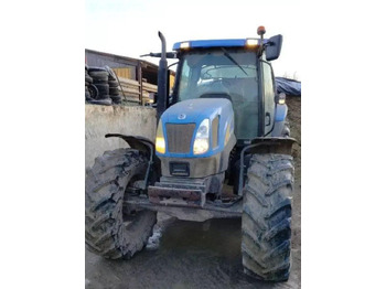 Trator NEW HOLLAND TSA