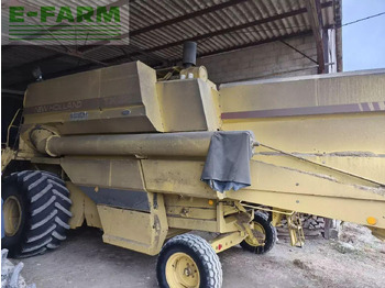 Ceifeira debulhadora NEW HOLLAND TX series