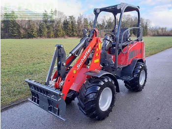 Mini escavadeira SCHÄFFER