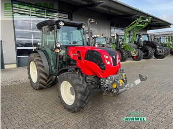 Trator VALTRA