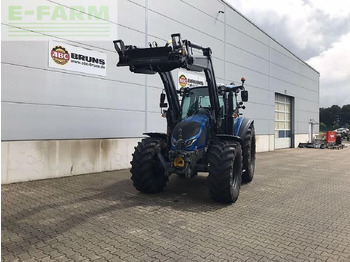 Trator VALTRA
