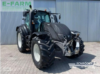 Trator VALTRA T174