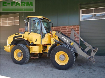 Mini escavadeira VOLVO L45F