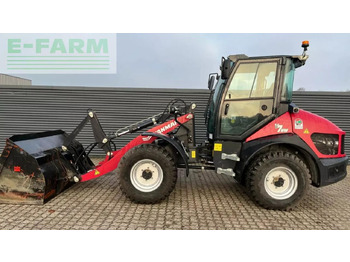 Mini escavadeira YANMAR