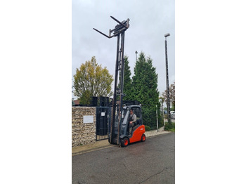 Empilhador a diesel LINDE H20