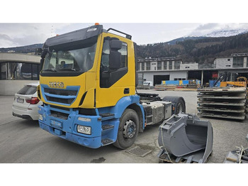 Camião transportador de contêineres/ Caixa móvel IVECO