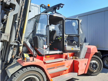 Empilhador a diesel KONECRANES