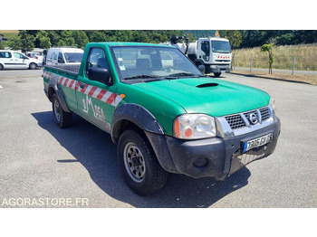 Carrinha basculante Nissan Pick-up: foto 2
