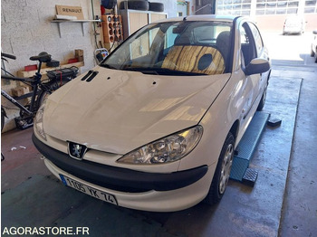 Automóvel PEUGEOT