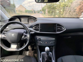 Automóvel PEUGEOT 308 SW 1.2i PURETECH - 2019 - 68 590 KM: foto 5