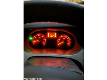 Furgão RENAULT Trafic