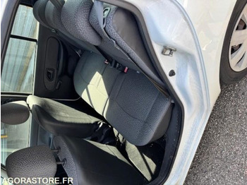 Automóvel Renault CLIO 2: foto 5