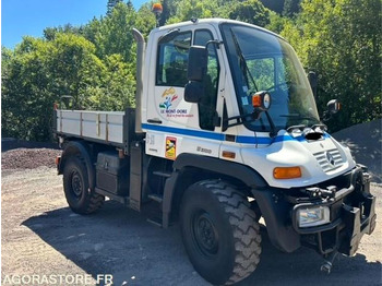 Camião UNIMOG U300