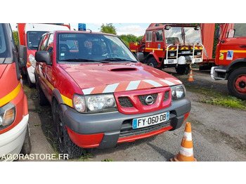 SUV VLHR010 - NISSAN TERRANO: foto 2