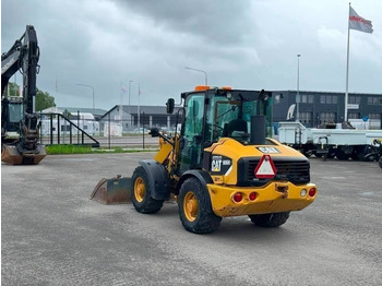 Pá carregadora de rodas CATERPILLAR 906H