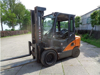 Empilhador DOOSAN