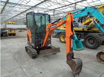 Mini escavadeira Doosan DX19: foto 3