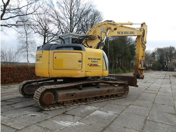 Escavadora de rastos New Holland E235: foto 2 Escavadora de rastos New Holland E235: foto 2