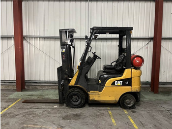 Empilhador a gás CATERPILLAR GP