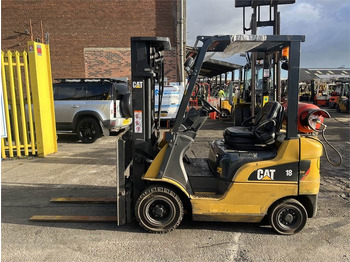Empilhador a gás CATERPILLAR GP