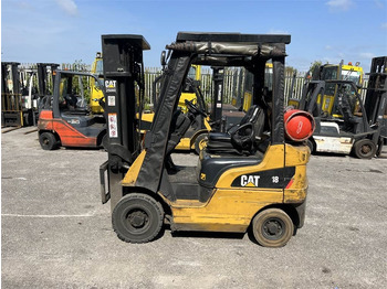 Empilhador a gás CATERPILLAR GP