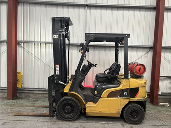 Empilhador a gás CATERPILLAR GP