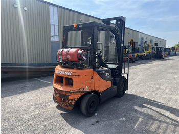 Empilhador a gás Doosan G25E-5: foto 3