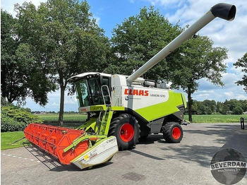 Ceifeira debulhadora CLAAS Lexion 570