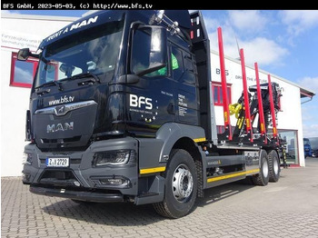 Camião de transporte de madeira MAN TGS