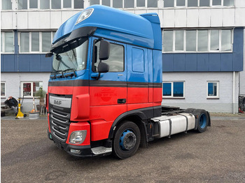 Tractor DAF XF 440