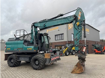 Escavadeira de rodas DOOSAN